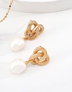 Vintage Pearl Drop Earrings for Women，S925 Sterling Silver White Pearl Earrings