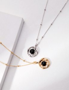 S925 Sterling Silver Vintage Floral Circle Pendant Necklace